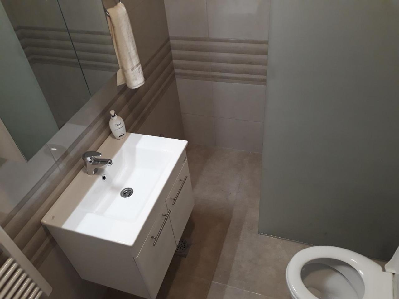 Apartman Lukana Banja Luka Exterior foto